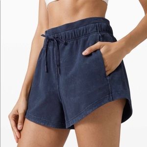 Lululemon Inner Glow Shorts 3”